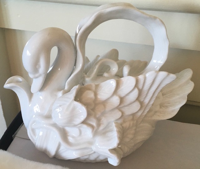 White swan White swan